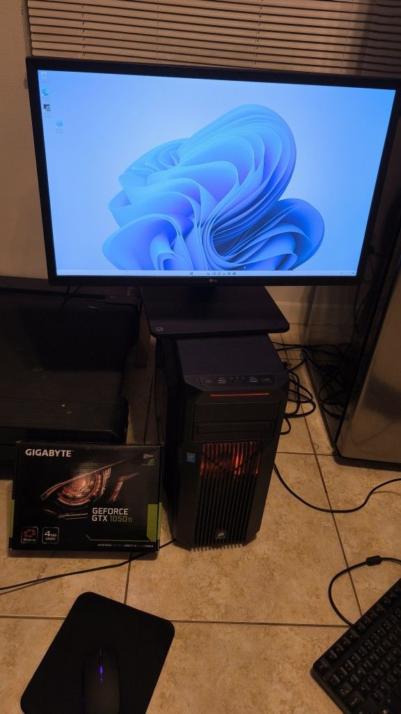 Desktop With 4 K Monitor