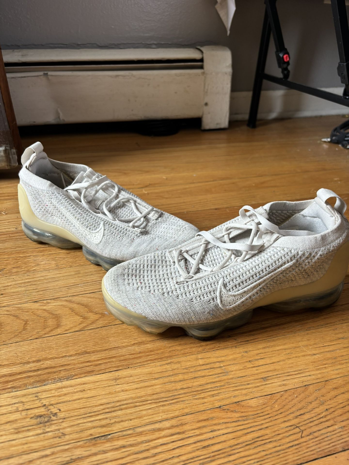 Nike Women's Size Air 9 Vapormax Flyknit Shoes