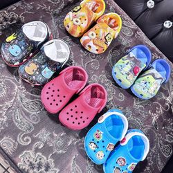 Crocs Size 4c Y 5c $18 Cada Uno 