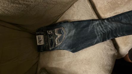 Buckle jeans
