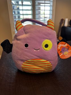 New Squishmallows 12” Blaze the Bat Plush Toy and dual Halloween treat bag