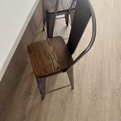3 Metal And Wood Bar Countertop  Stools 23.5”