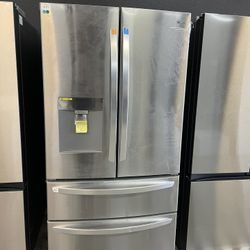 LG 4 Door Refrigerator With Water And Ice 