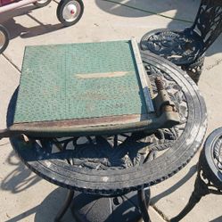 Paper  Cutting  Board 