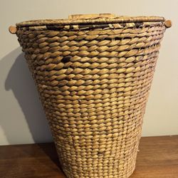 Woven Basket With Lid