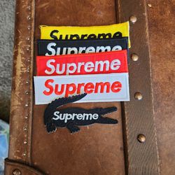 5 (PACK) OF SUPREME PATCHES 