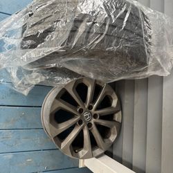 Honda OEM 18” Wheel with Nitto Tire 235/45R18 – Great Condition