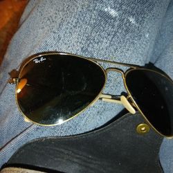 Ray Ban Sun Glasses 