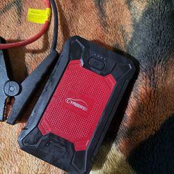 YaberAUTO portable jump starter
