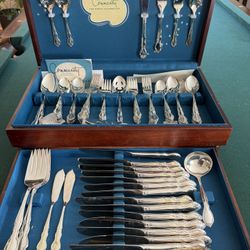 Vintage Community Silverplate Flatware Set – Service for 16 with Serving Pieces & Chest