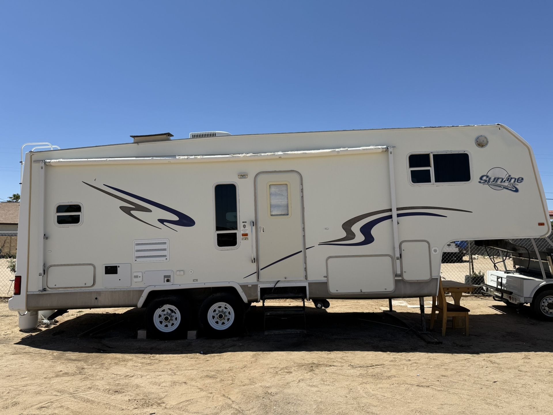Rv Sun line Trailer 2003