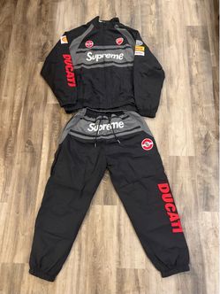Black Supreme TrackSuit - Medium