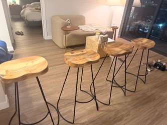 Bar stools - set of 4! - free