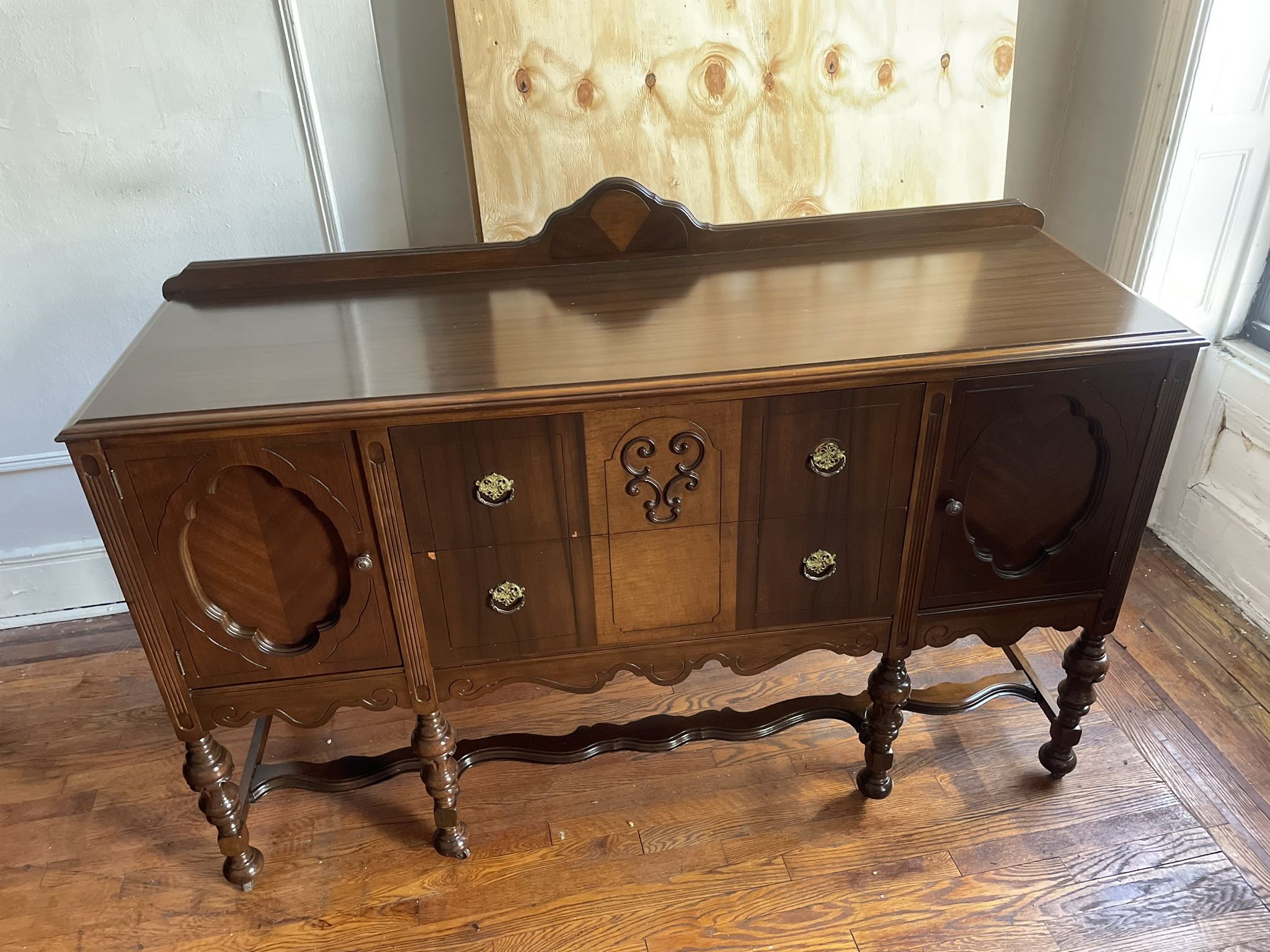 Solid Wool Antique Buffet/server/side Table 