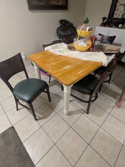 Table and chairs 6