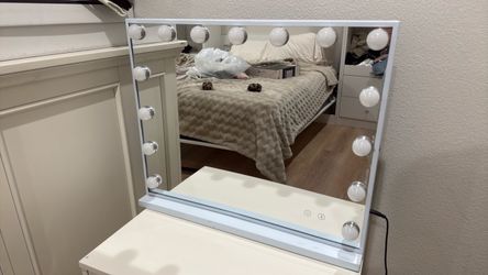 LED Lights & Bluetooth  Speaker Vanity Mirror