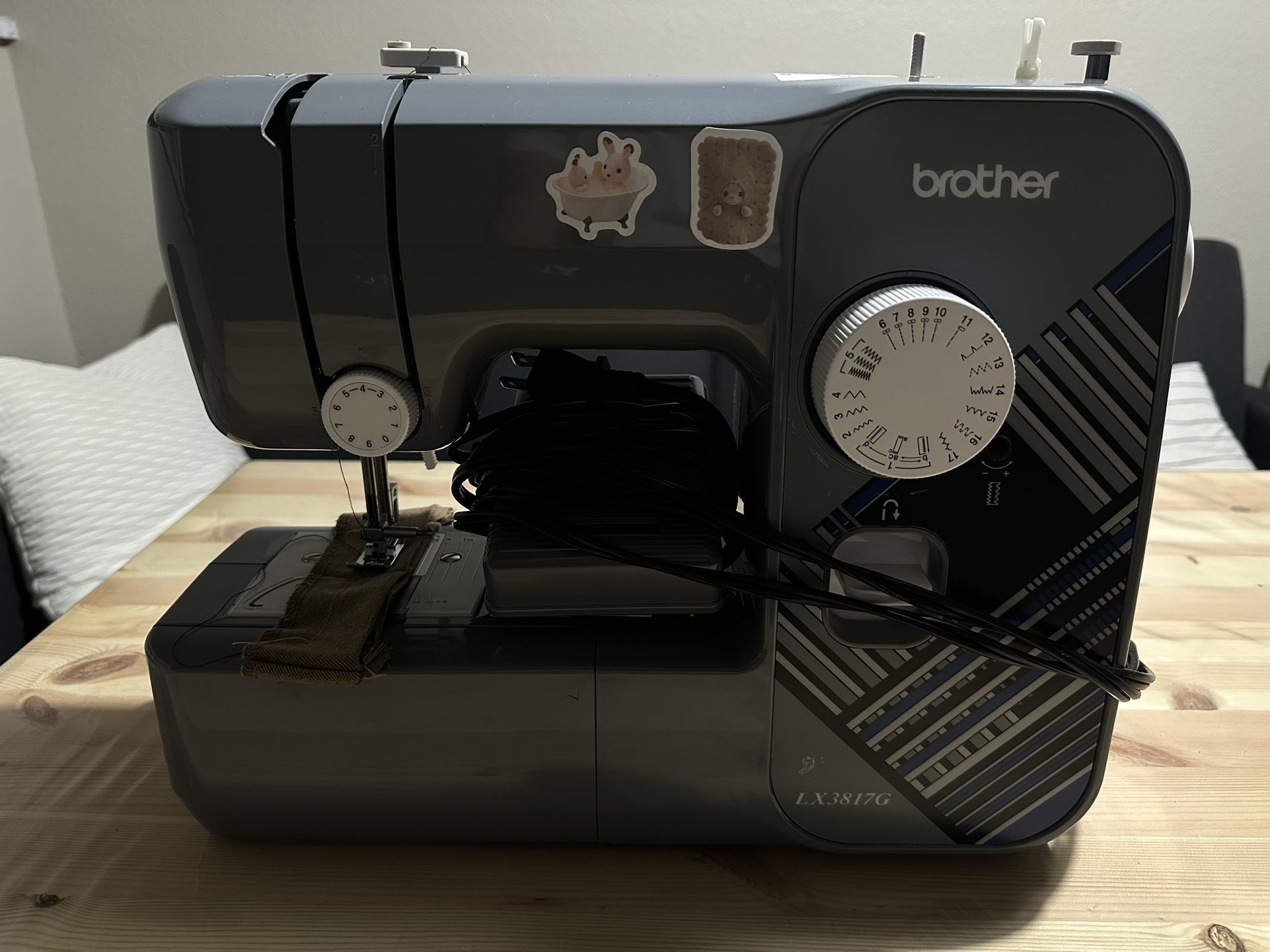 Brother LX3817G Sewing Machine – Excellent Condition, Easy to Use