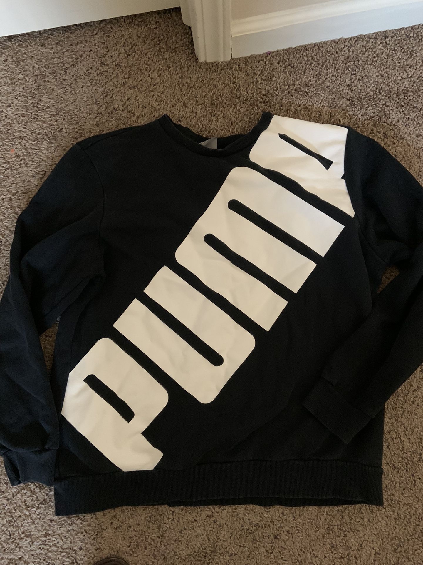 PUMA SWEATSHIRT 