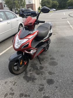 2018 Wolf Blaze 2 scooter 150cc - 70mph