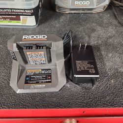 Rigid R86093 Charger 