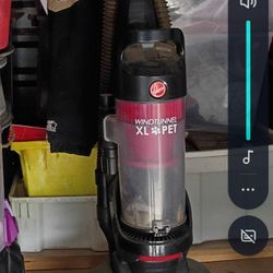 Hoover Vacuum...Like New Only Used For A Month