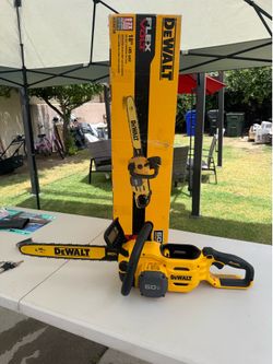 FLEXVOLT 60-Volt MAX 18 in. Brushless Cordless Battery Powered Chainsaw (Tool Only)