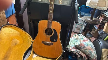 Epiphone 12 string and case