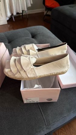 White Leather Ruffle Espadrille Flats