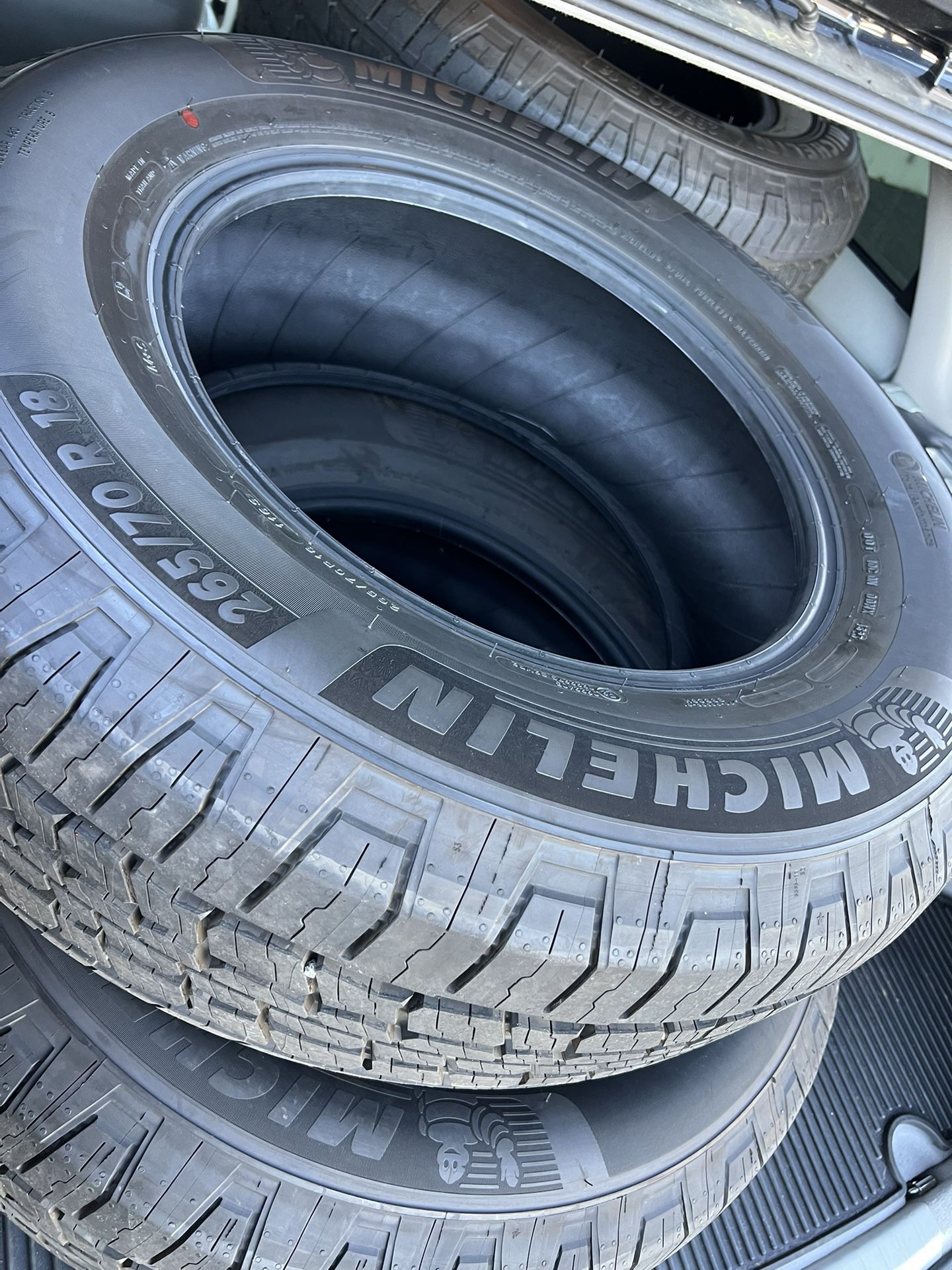 265/70R18 Michelin LTX Trail for Sale in Newark, DE - OfferUp