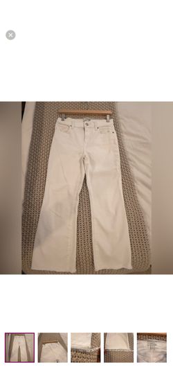 Women's Banana Republic Cropped White Jeans - size 4P