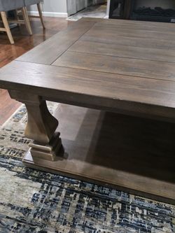 Coctel Coffee Table Very Good Quality And Strong  Wood Size 54 &40
