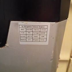 60L Portable Refrigerated Cooler 