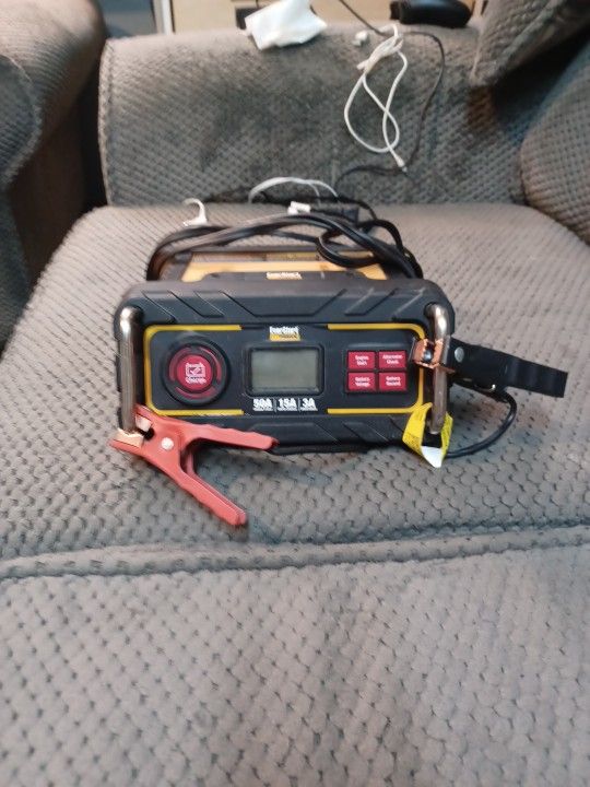 Everstart Maxx 15 Amp Automotive Battery Charger