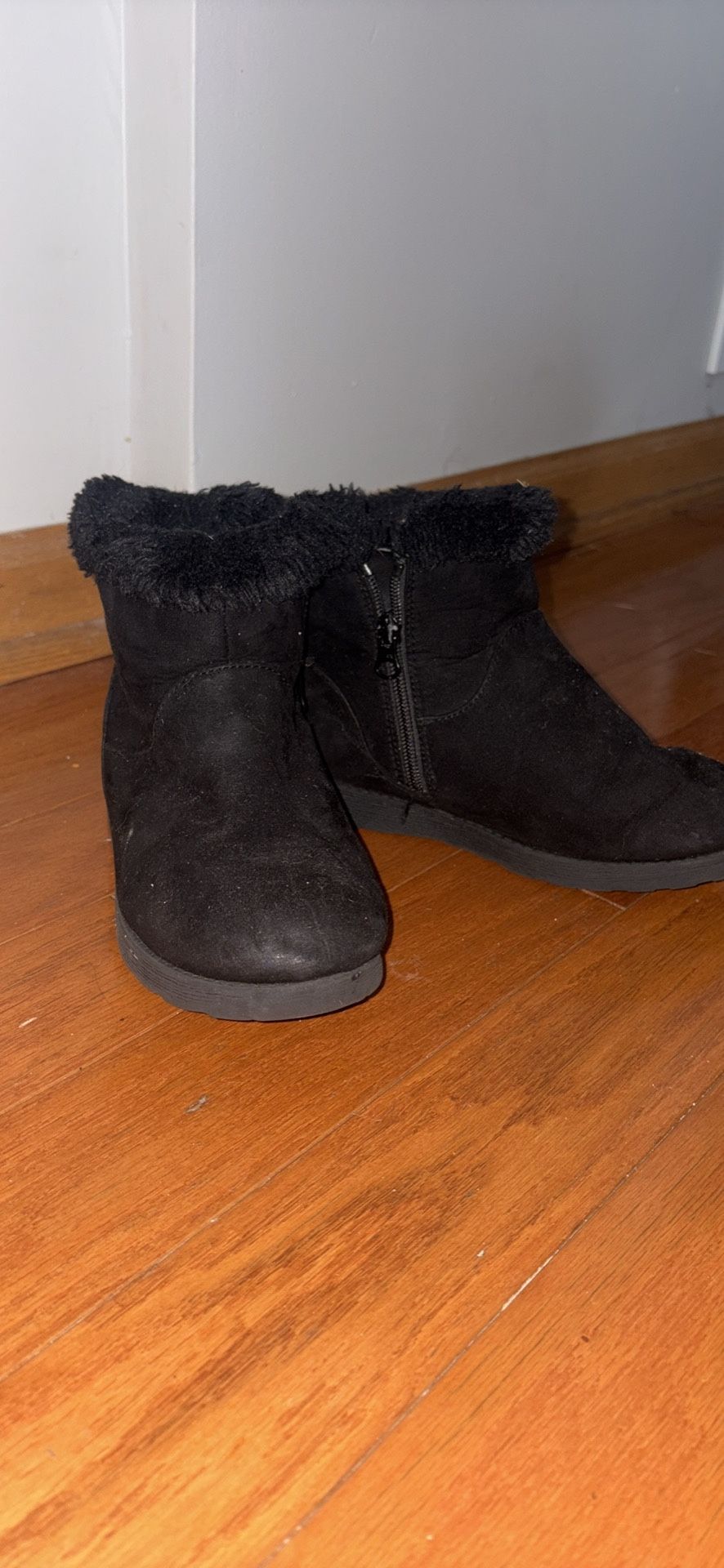 Girls Boots Size 1
