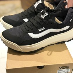 Vans MTE Crosspath Black/White Men’s 8.5 | New With Box