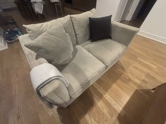 2 sofas