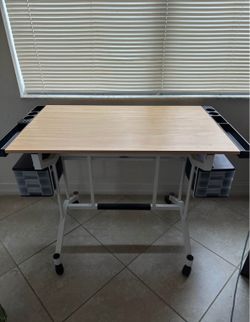 Crafting/ drafting Desk