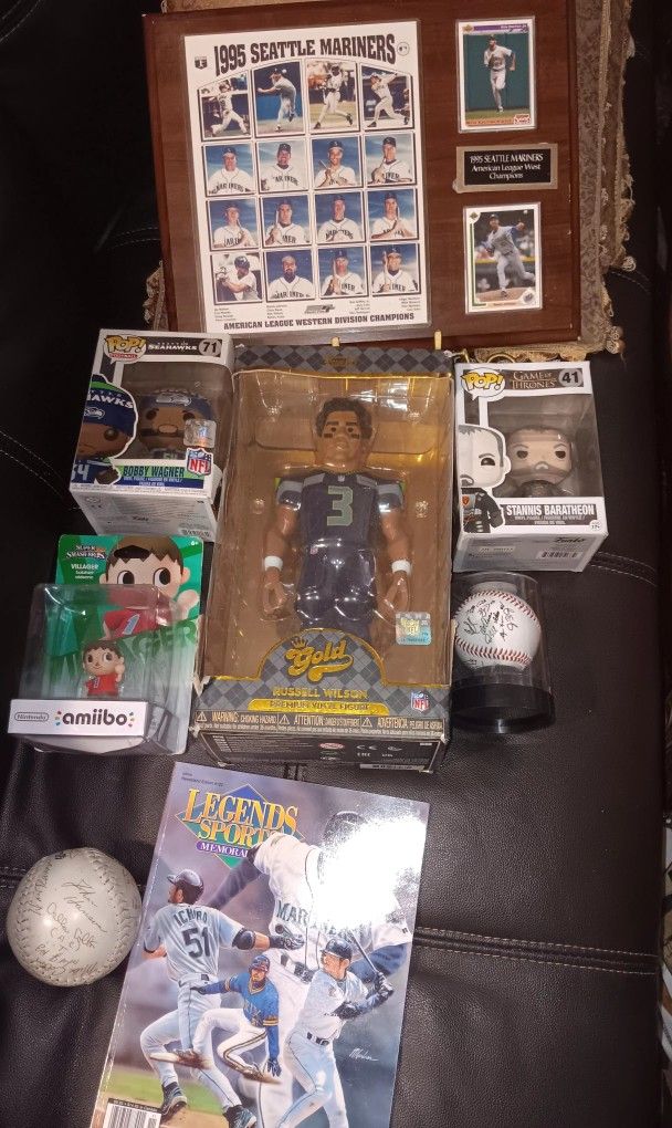 Set Of 1995 Seattle MARINERS plaque & SignEd Ball, R.Wilson 12"Gold, ICHIRO MAGS, 2 Pop:Wagner & Baratheon,Amiibo, Softball Signed
