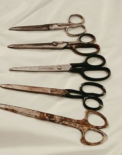 Lot of 5 Vintage Scissors