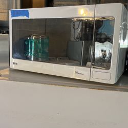 LG Easy Clean Microwave