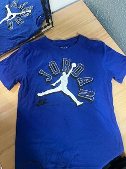 Boys Air Jordan Jumpman Bleu tshirt size Med