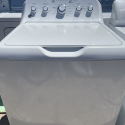 Washer.   Like New!