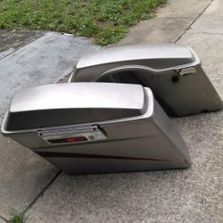 2007 Harley Davidson Road Glide saddle bags
