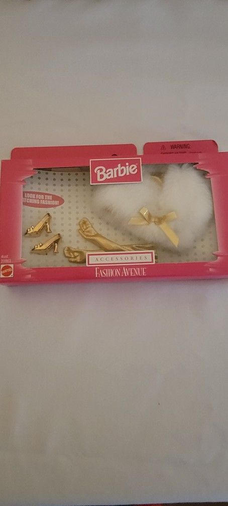 Barbie Fashion Avenue Accessories