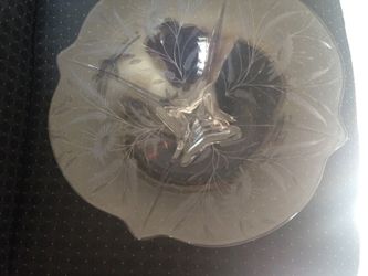 Vintage etched crystal dish / check all my post