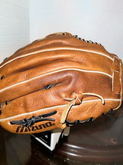 Mizuno word win series