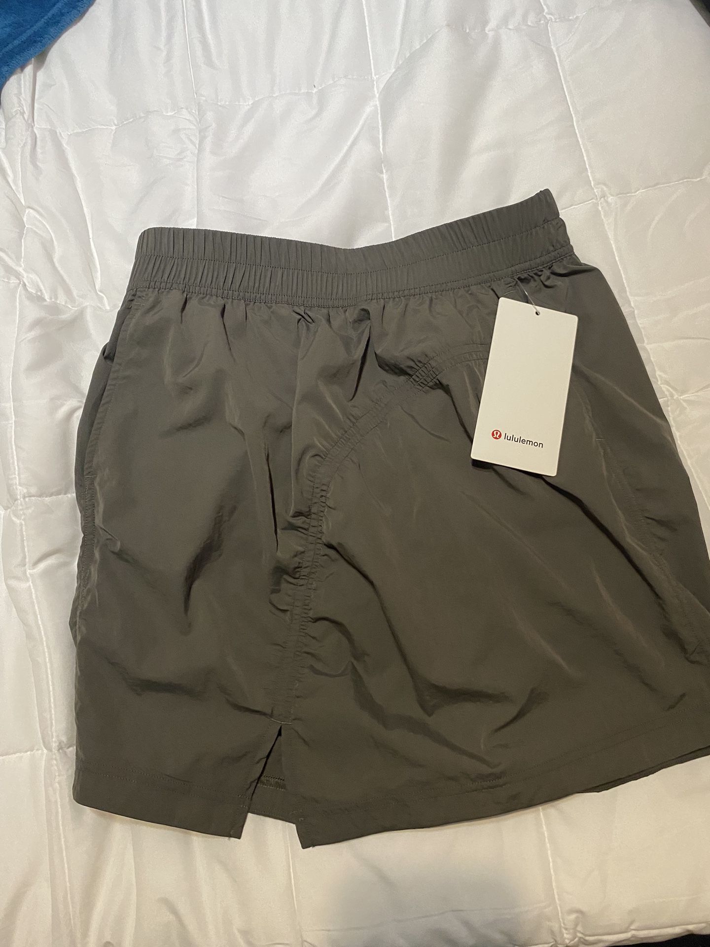 Lulumon Falda Verde Nueva Size M Authentic