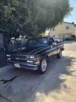 Chevy  C10 75