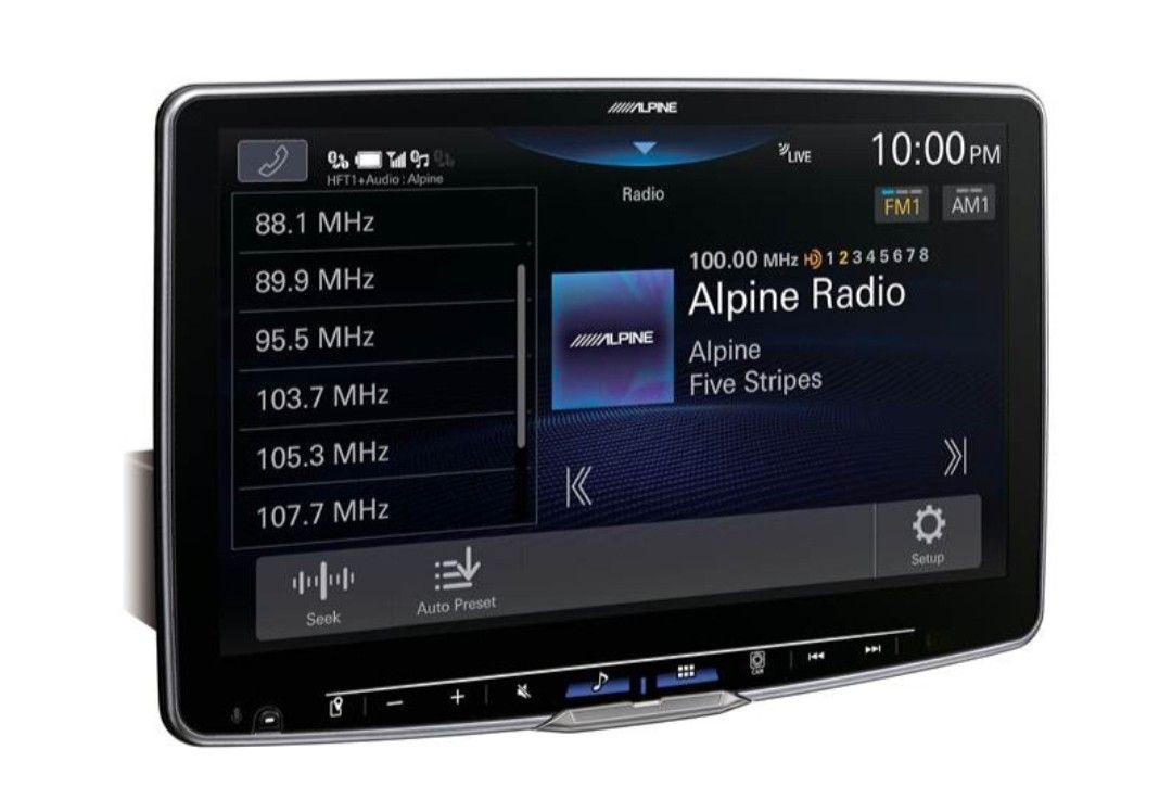 Alpine iLX-F511
Halo11 Series Single-DIN 11" Digital Multimedia Receiver with Wireless/Wired Apple CarPlay and Android Auto, Bluetooth® and SiriusXM®