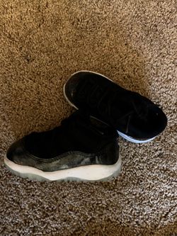 Nike Jordan Retro 11 Toddler size 6 with box